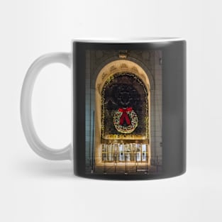 Christmas Wreath on Broadway Mug